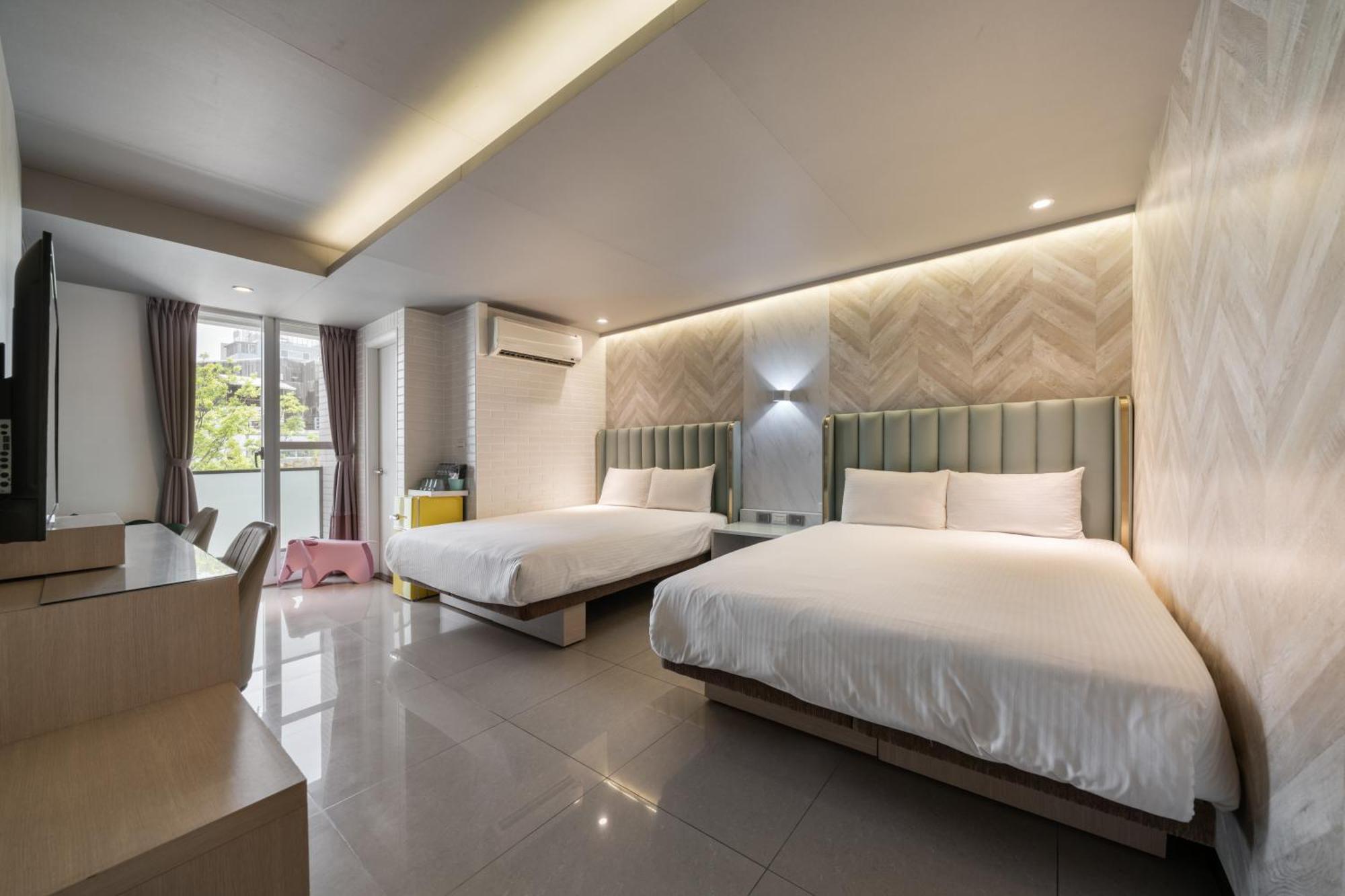 S&E Hotel Тайнань Экстерьер фото