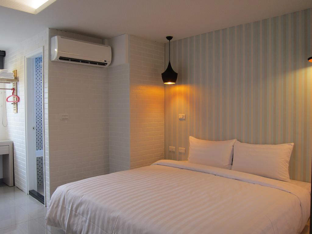 S&E Hotel Тайнань Экстерьер фото